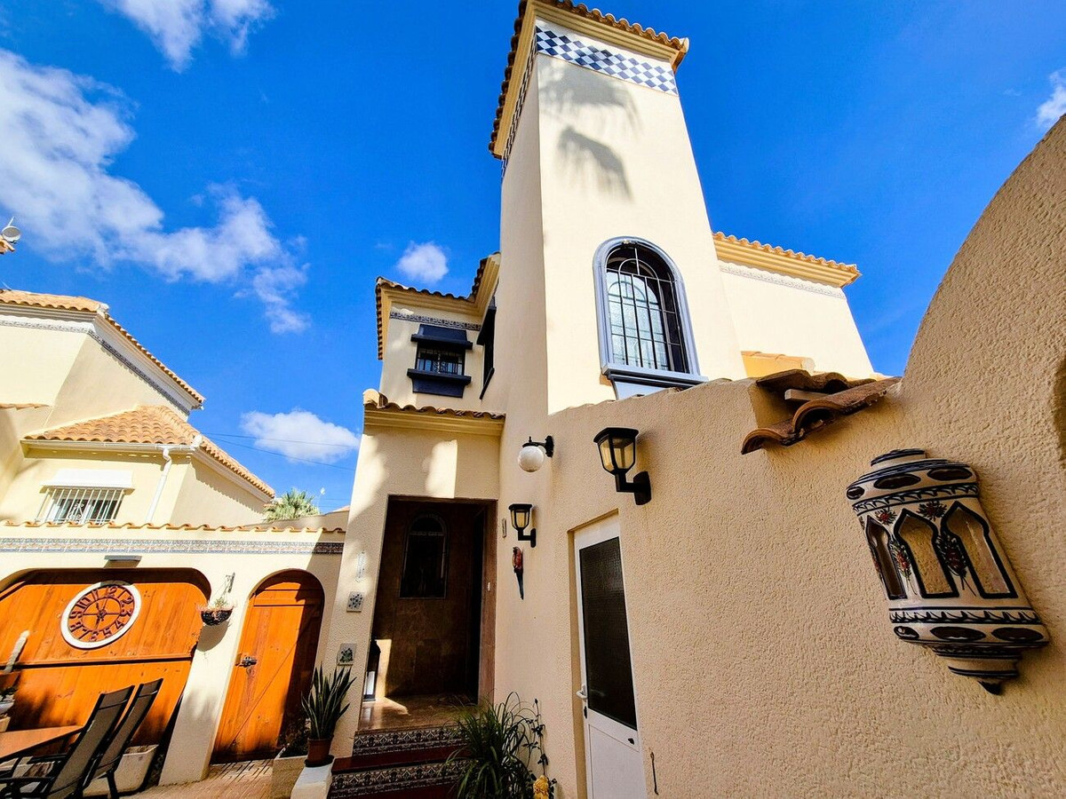 3 Bed Townhouse for sale in Orihuela Costa Costa Blanca, Alicante, Spain