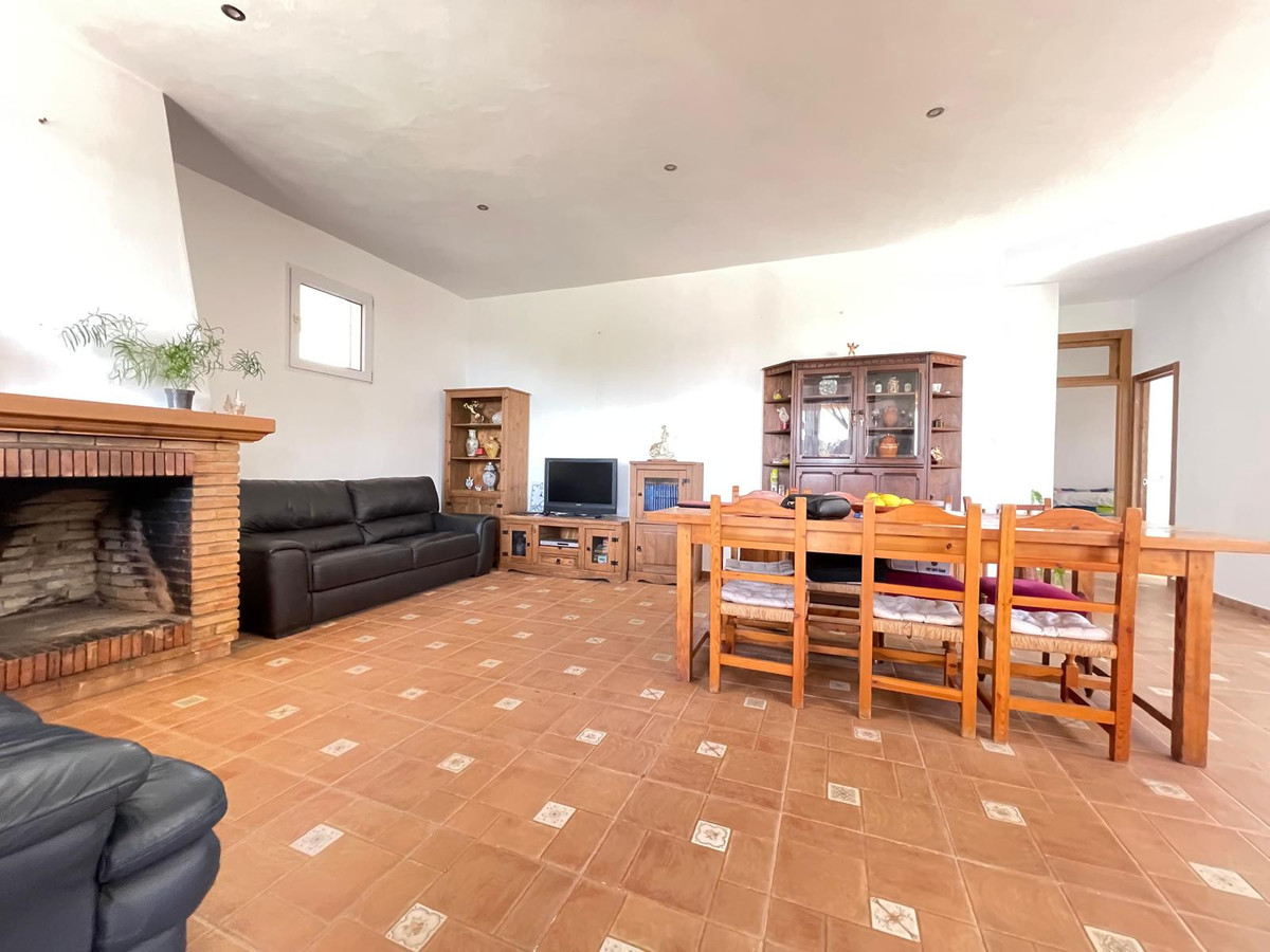 Se vende Granja de 3 dormitorios en Costa Del Sol, Málaga, España