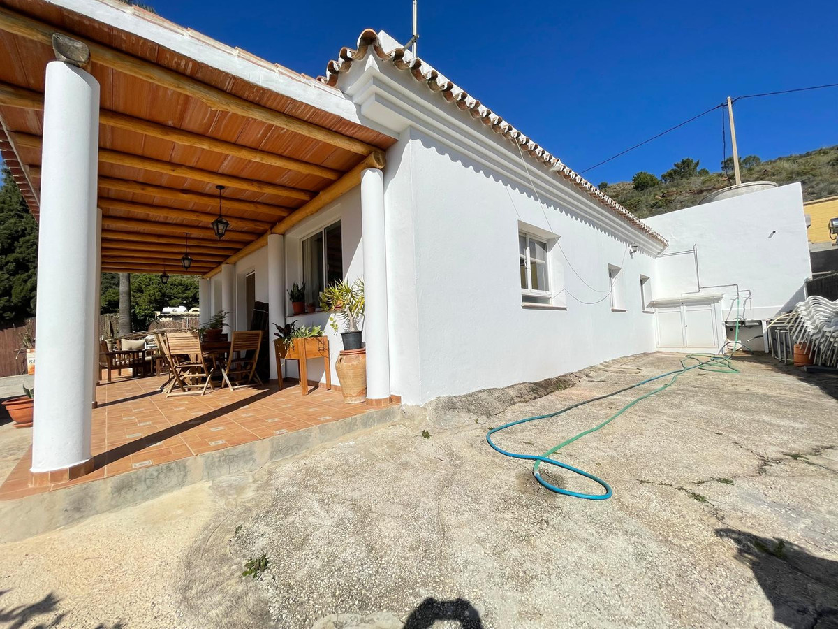 Se vende Granja de 3 dormitorios en Costa Del Sol, Málaga, España