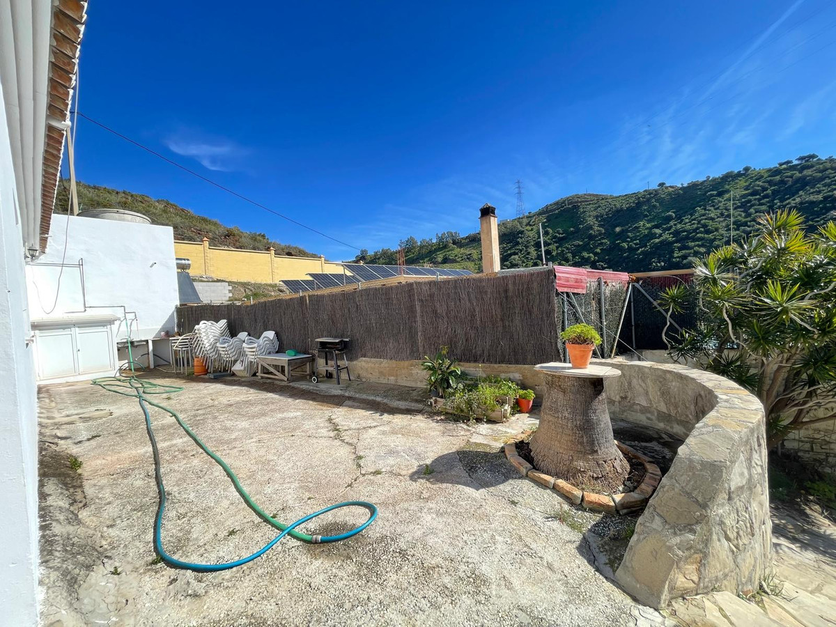 Se vende Granja de 3 dormitorios en Costa Del Sol, Málaga, España