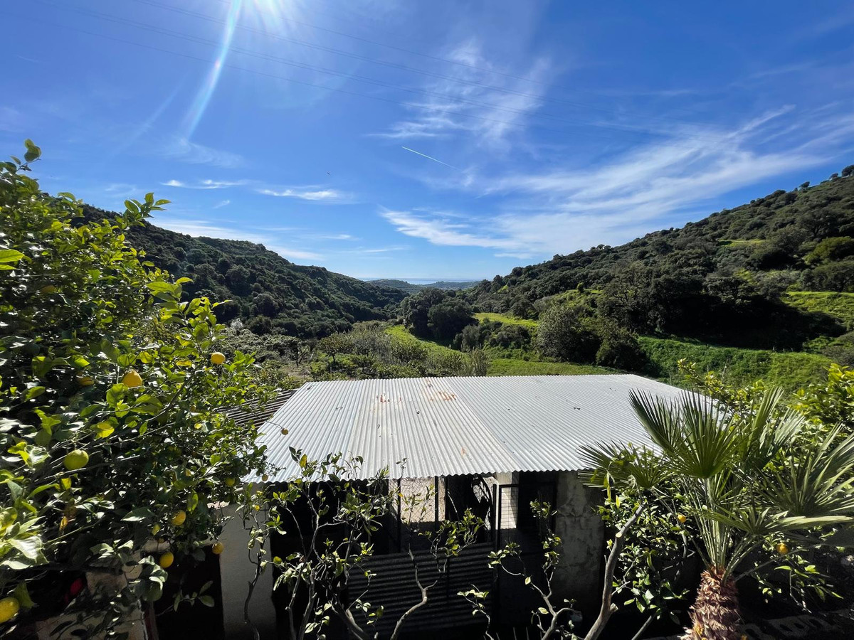 Se vende Granja de 3 dormitorios en Costa Del Sol, Málaga, España