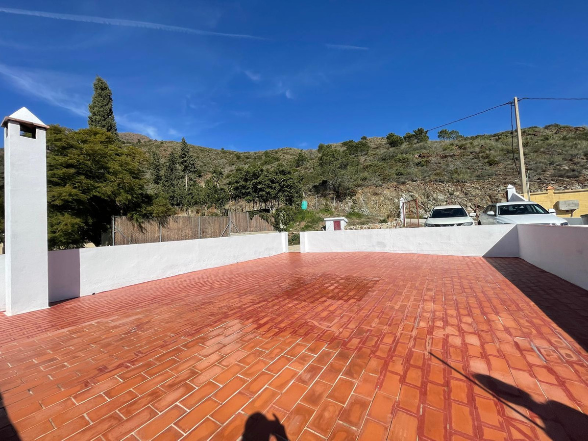 Se vende Granja de 3 dormitorios en Costa Del Sol, Málaga, España