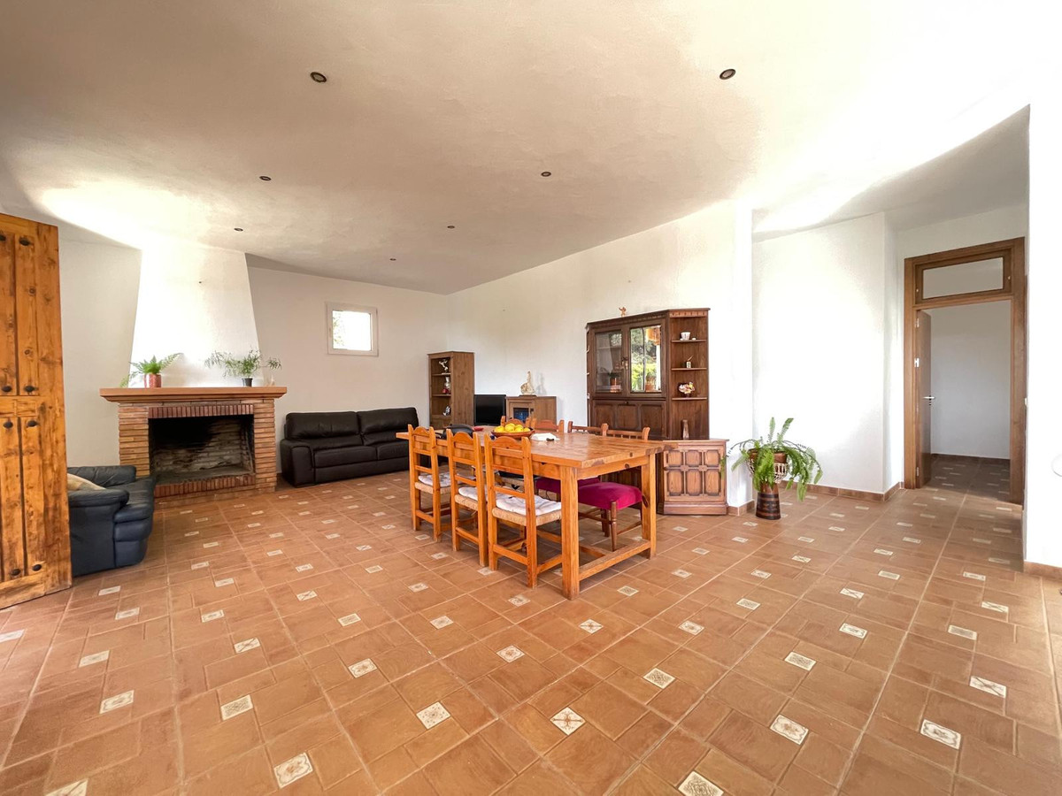 Se vende Granja de 3 dormitorios en Costa Del Sol, Málaga, España