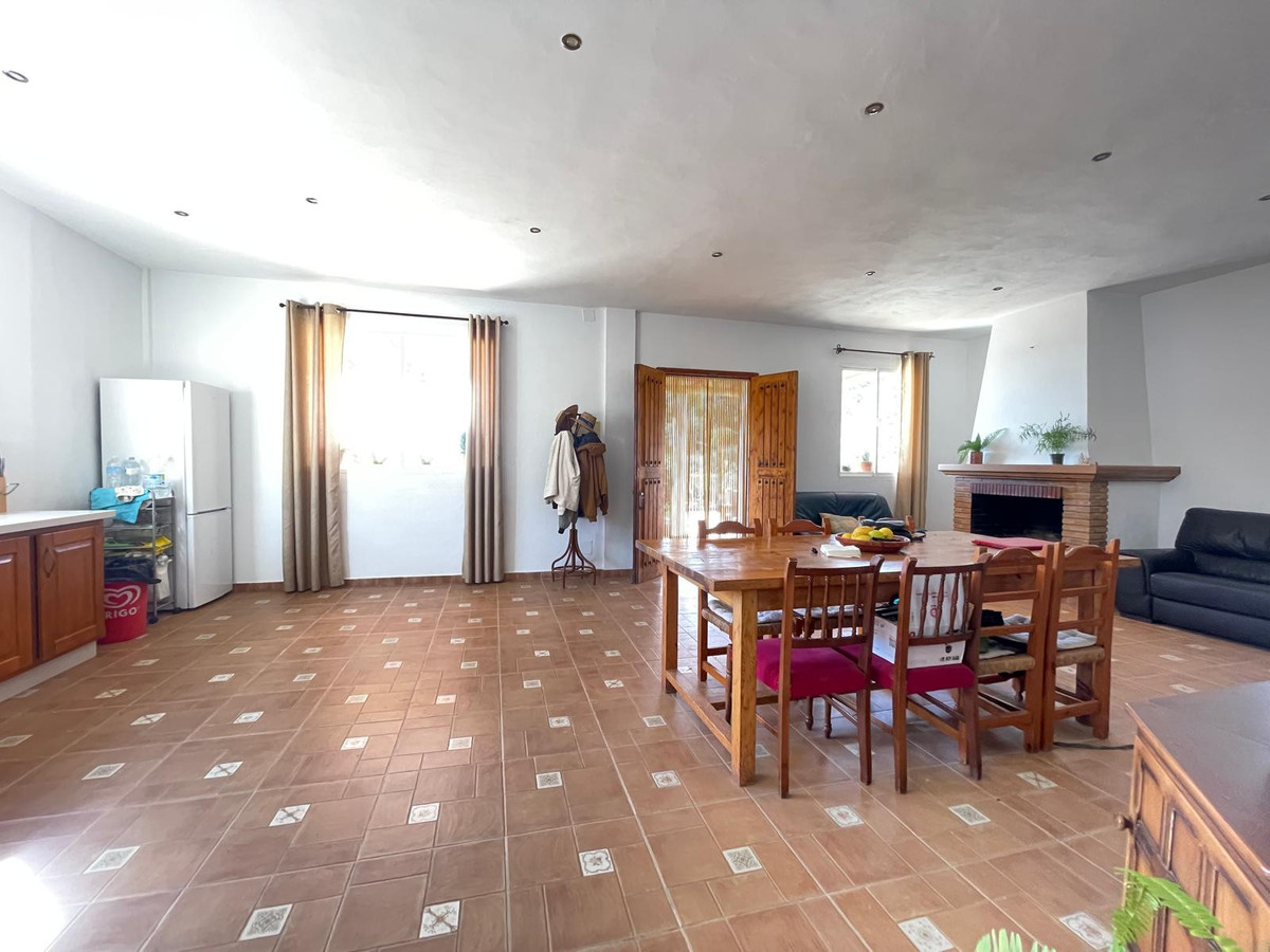 Se vende Granja de 3 dormitorios en Costa Del Sol, Málaga, España