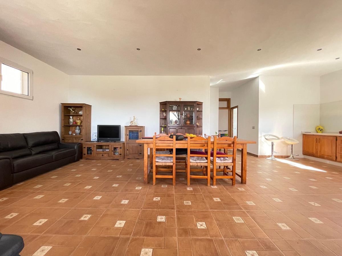 Se vende Granja de 3 dormitorios en Costa Del Sol, Málaga, España