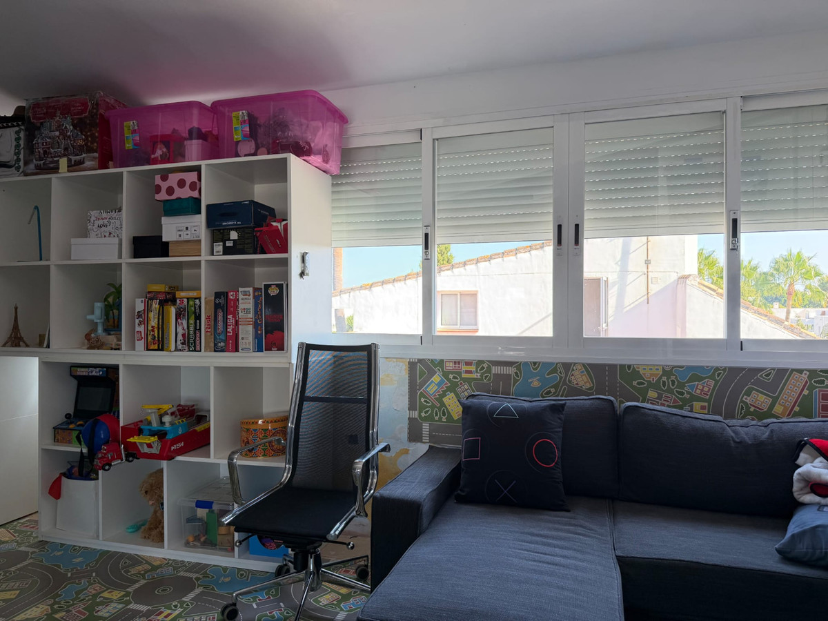 3 Bed Townhouse for sale in Nueva Andalucía Costa Del Sol, Málaga, Spain