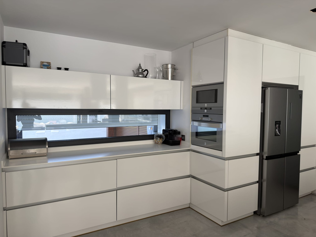 3 Bed Townhouse for sale in Nueva Andalucía Costa Del Sol, Málaga, Spain