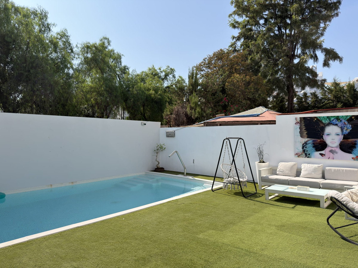 3 Bed Townhouse for sale in Nueva Andalucía Costa Del Sol, Málaga, Spain