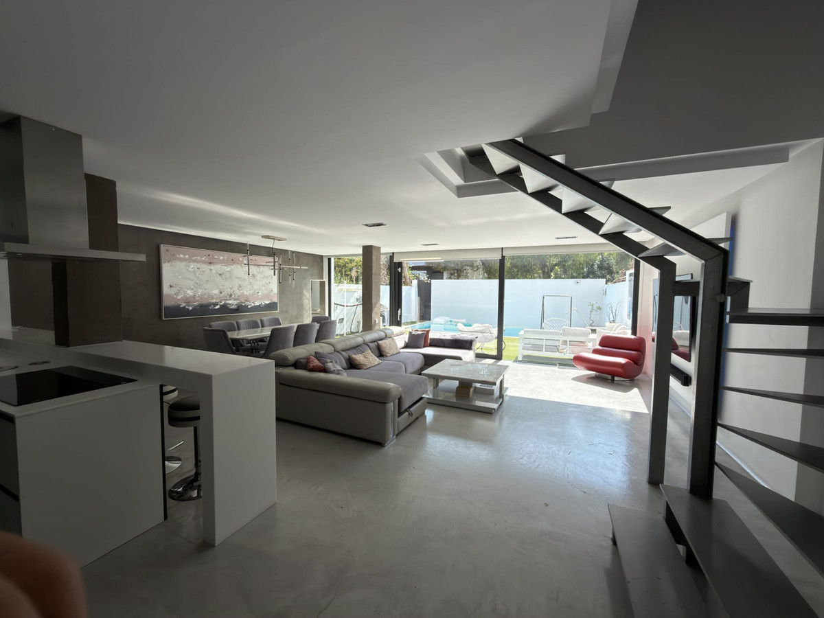 3 Bed Townhouse for sale in Nueva Andalucía Costa Del Sol, Málaga, Spain
