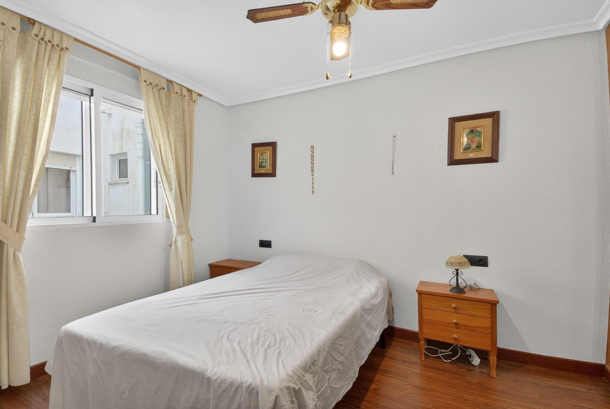 2 Bed Apartment for sale in Parque De Las Naciones Costa Blanca, Alicante, Spain