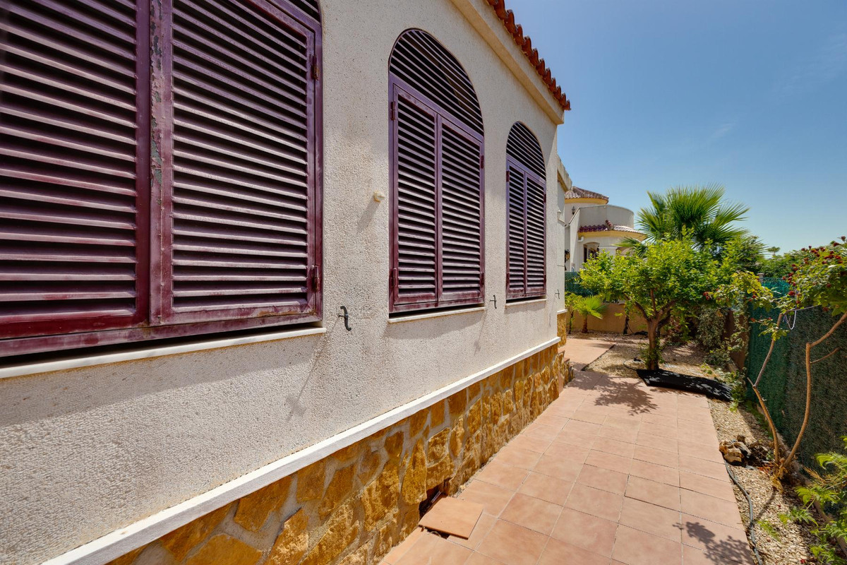 3 Bed Townhouse for sale in La Marina Costa Blanca, Alicante, Spain