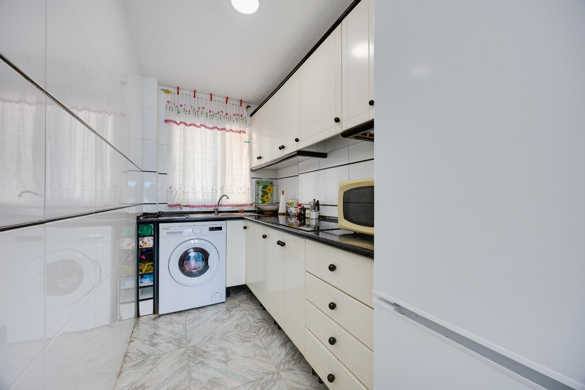 2 Bed Apartment for sale in Torrevieja Costa Blanca, Alicante, Spain