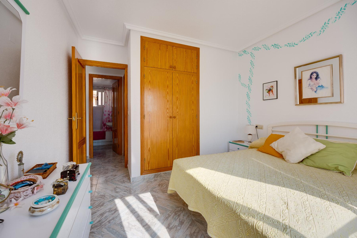 2 Bed Apartment for sale in Torrevieja Costa Blanca, Alicante, Spain