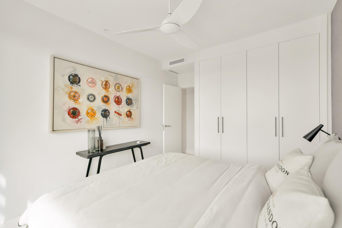 2 Bed Apartment for sale in La Quinta Costa Del Sol, Málaga, Spain