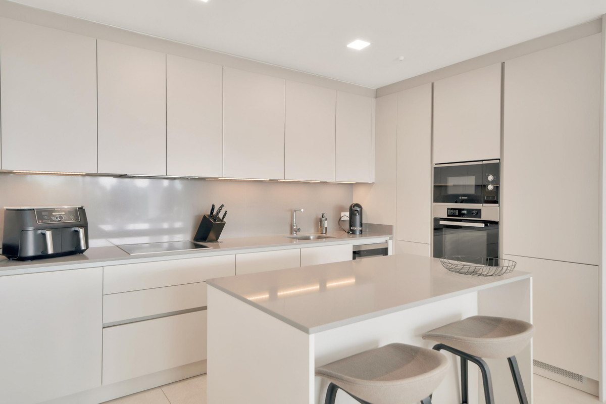 2 Bed Apartment for sale in La Quinta Costa Del Sol, Málaga, Spain