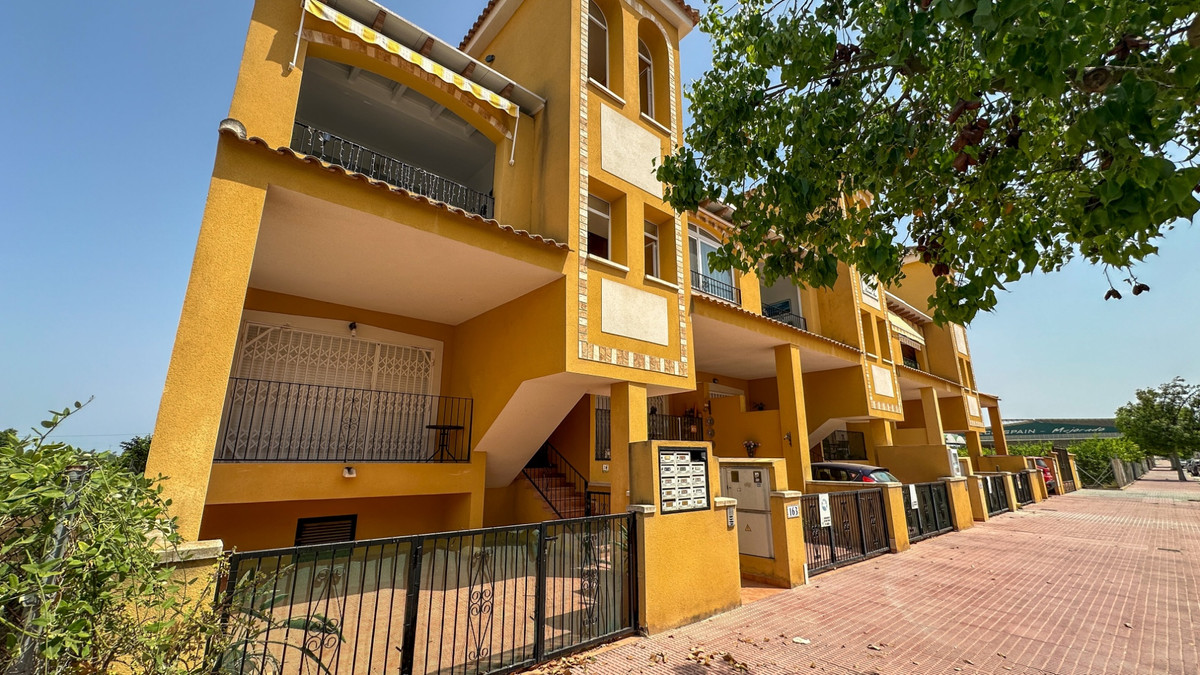 2 Bed Townhouse for sale in Daya Nueva Costa Blanca, Alicante, Spain