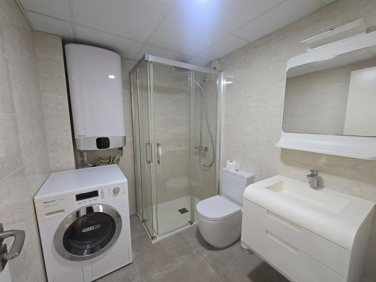 1 Bed Apartment for sale in Benalmadena Costa Del Sol, Málaga, Spain