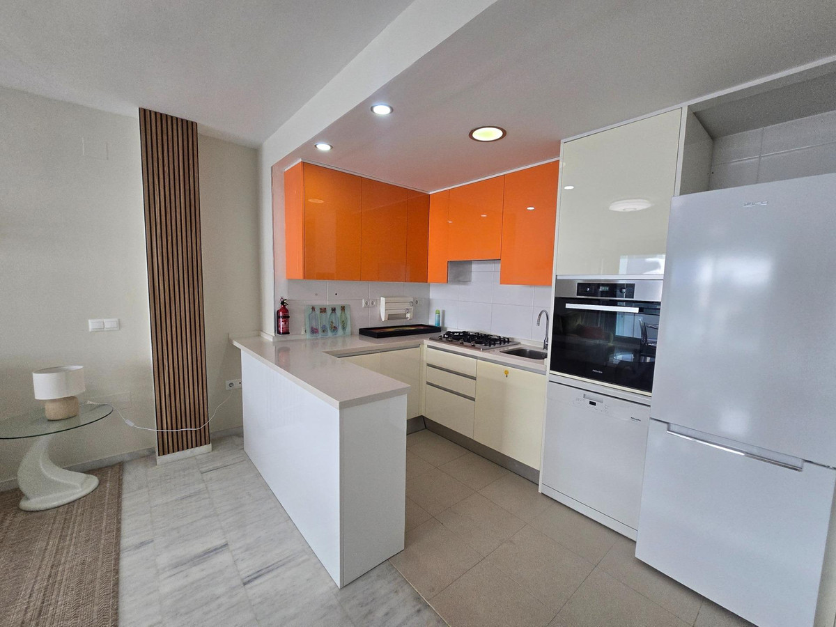 1 Bed Apartment for sale in Benalmadena Costa Del Sol, Málaga, Spain