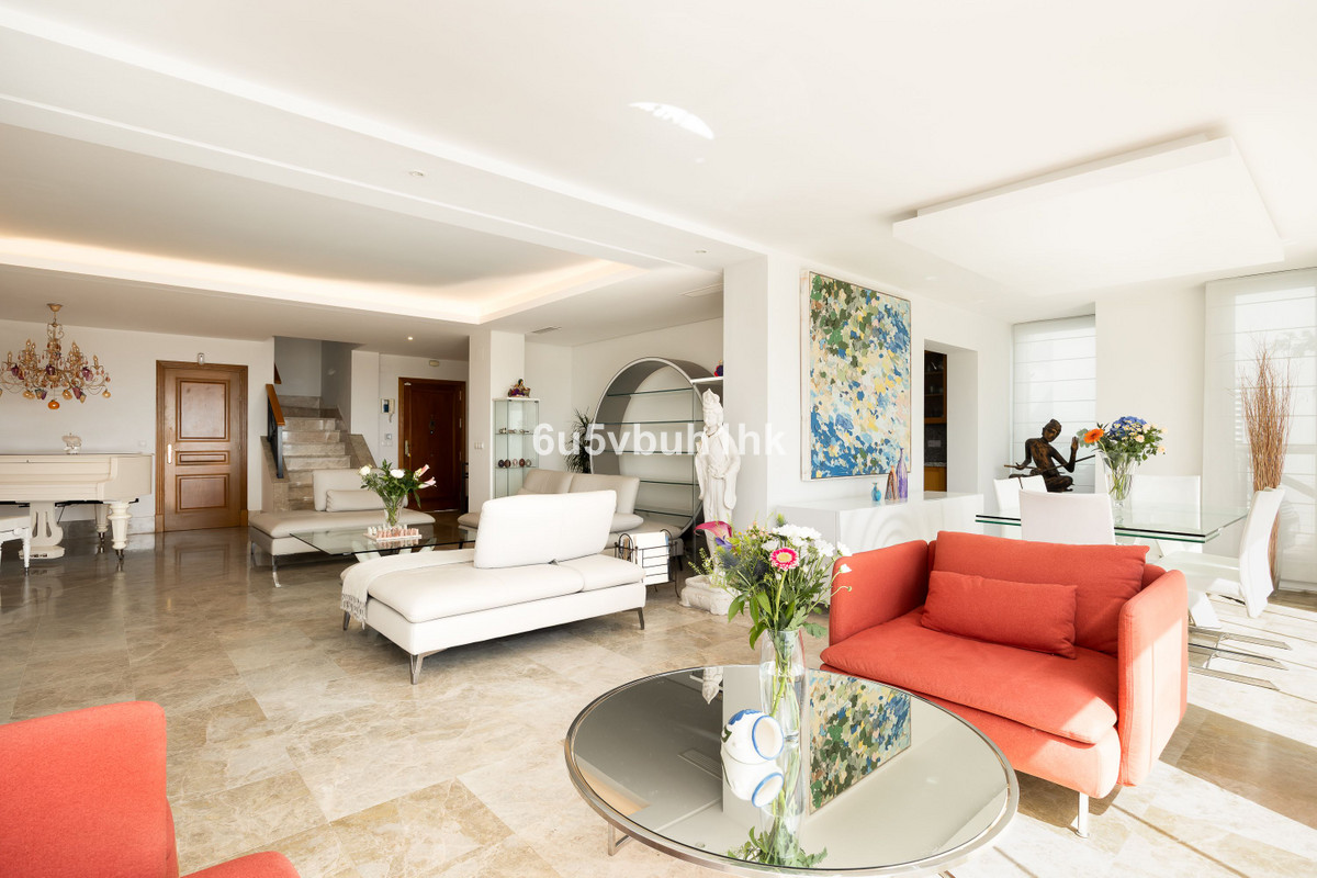 3 Bed Townhouse for sale in Santa Clara Costa Del Sol, Málaga, Spain
