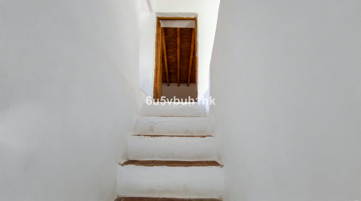 Se vende Finca - Cortijo de 5 dormitorios en Costa Del Sol, Málaga, España