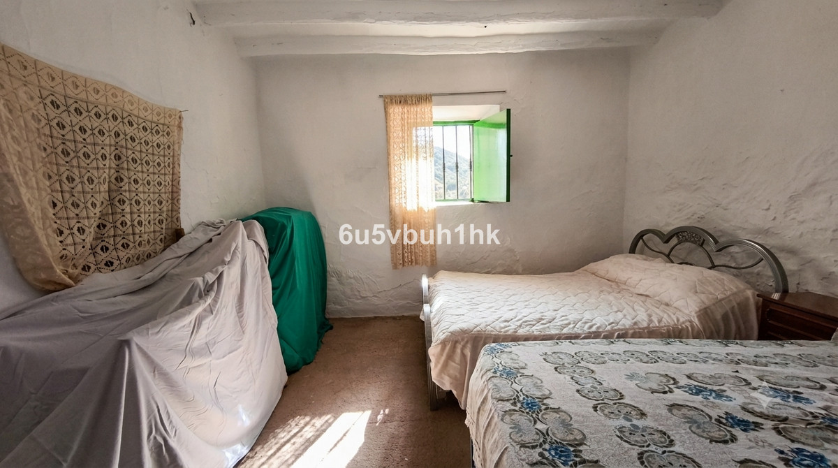Se vende Finca - Cortijo de 5 dormitorios en Costa Del Sol, Málaga, España