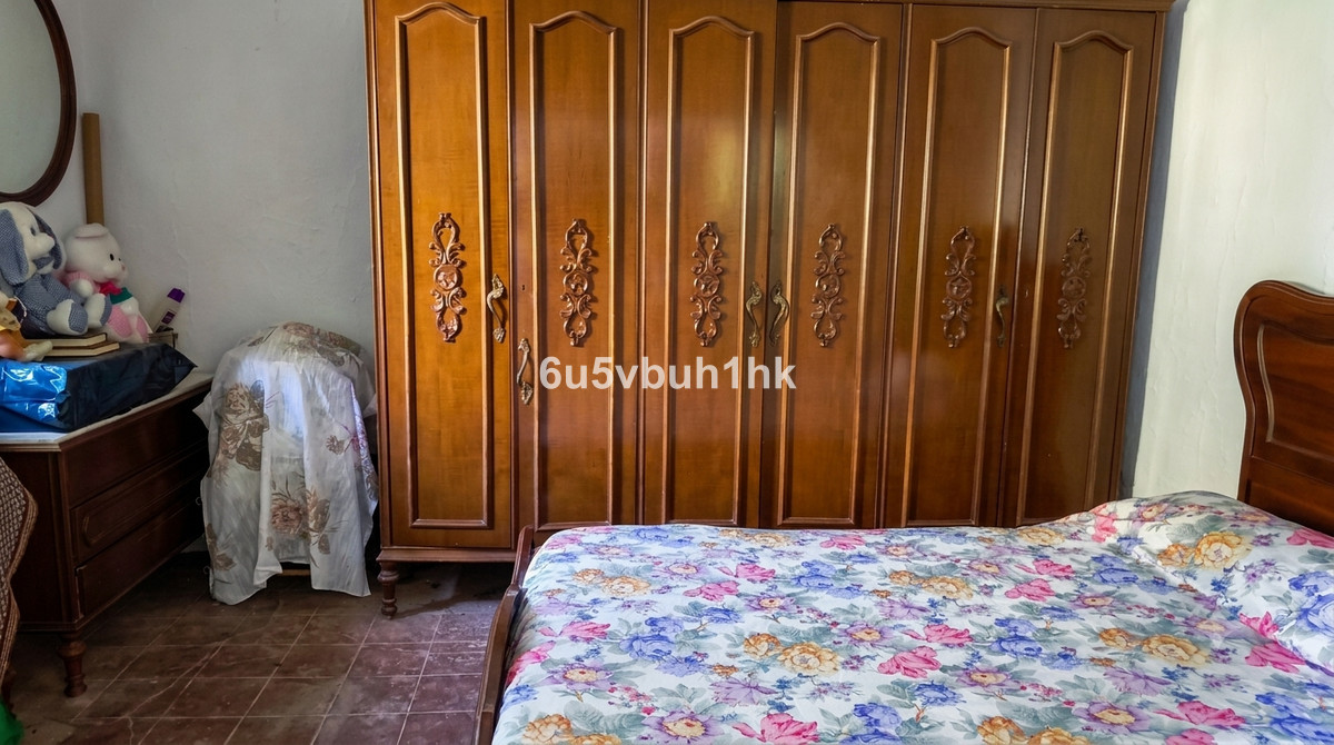 Se vende Finca - Cortijo de 5 dormitorios en Costa Del Sol, Málaga, España