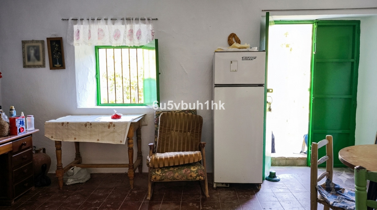 Se vende Finca - Cortijo de 5 dormitorios en Costa Del Sol, Málaga, España