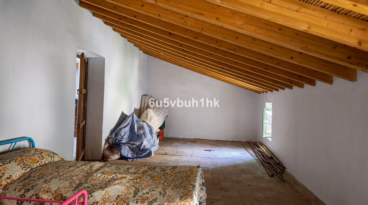 Se vende Finca - Cortijo de 5 dormitorios en Costa Del Sol, Málaga, España