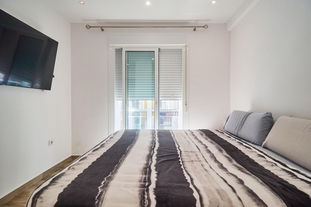 Se vende Apartamento Planta Media de 3 dormitorios en Costa Del Sol, Málaga, España