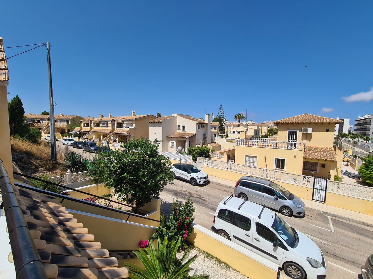 2 Bed Apartment for sale in Villamartin Costa Blanca, Alicante, Spain