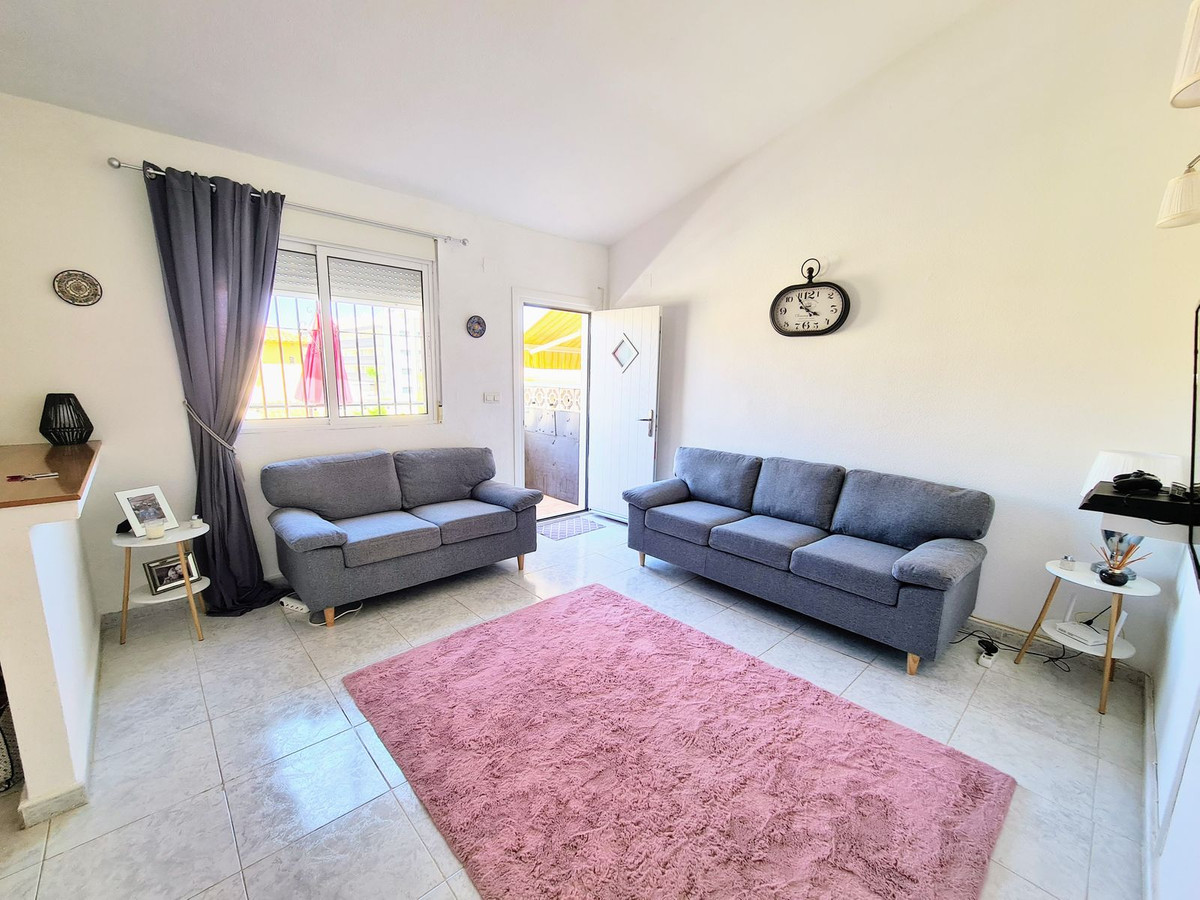 2 Bed Apartment for sale in Villamartin Costa Blanca, Alicante, Spain