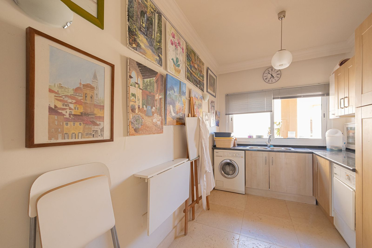 3 Bed Apartment for sale in Nueva Andalucía Costa Del Sol, Málaga, Spain