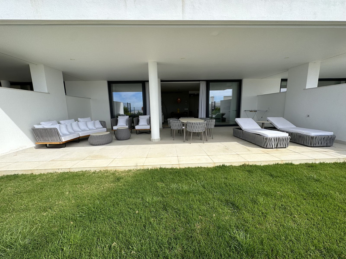 Se vende Apartamento Planta Baja de 2 dormitorios en Costa Del Sol, Málaga, España
