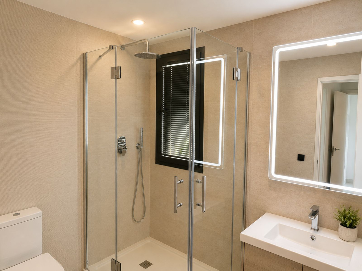 Se vende Apartamento Planta Baja de 2 dormitorios en Costa Del Sol, Málaga, España