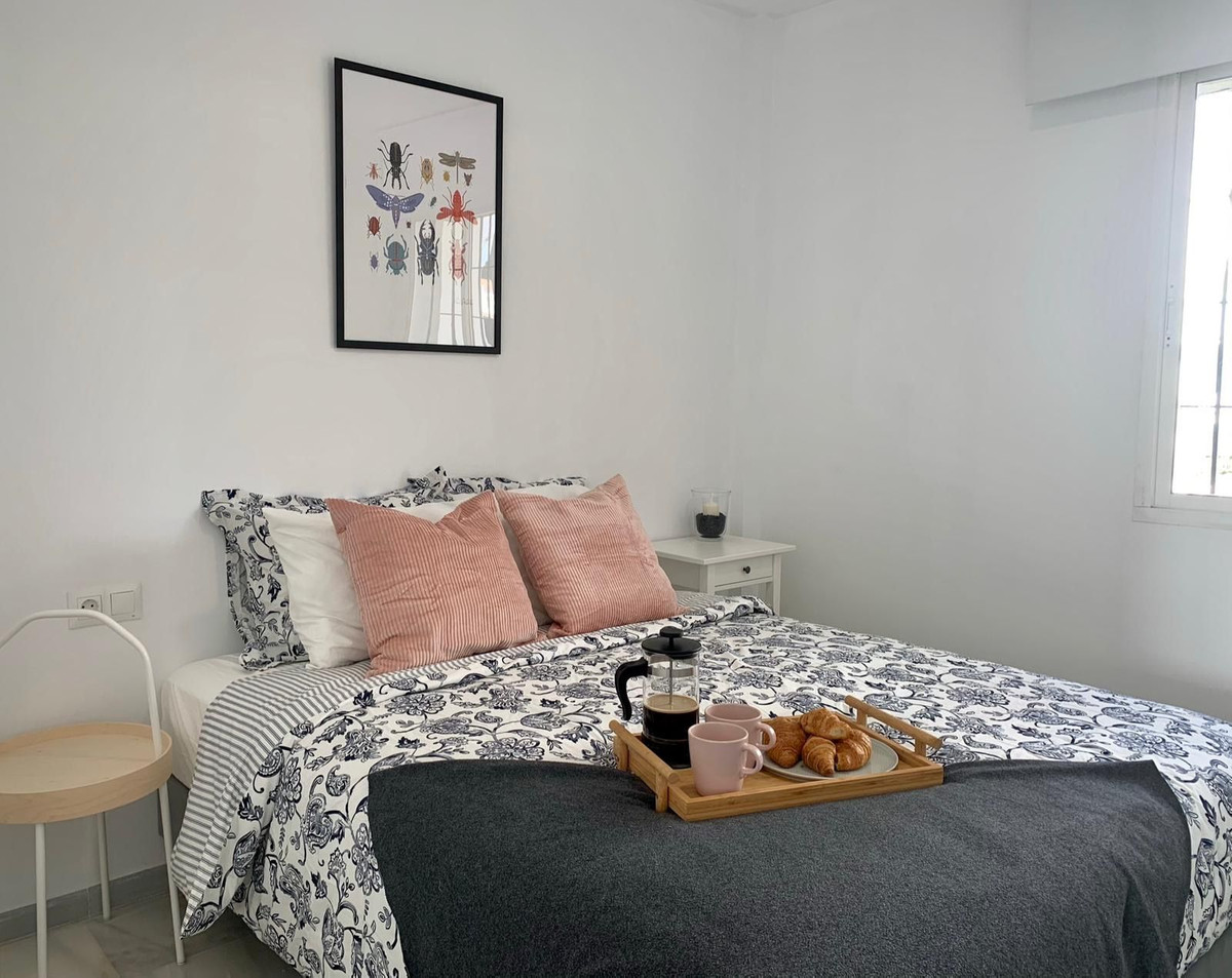 1 Bed Apartment for sale in Calahonda Costa Del Sol, Málaga, Spain