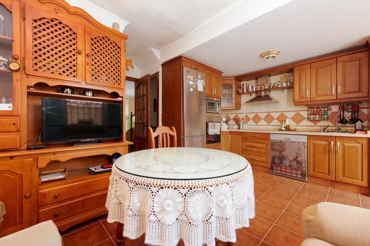 4 Bed Townhouse for sale in Torremolinos Costa Del Sol, Málaga, Spain