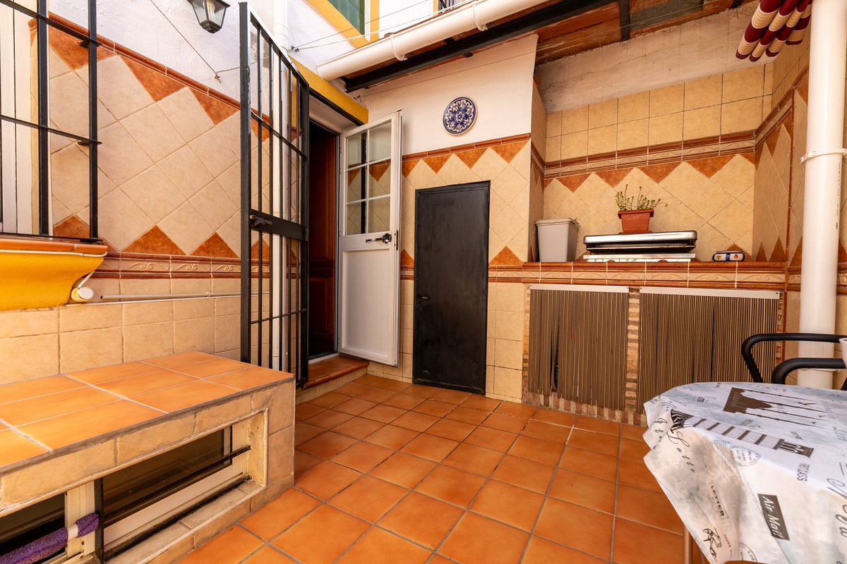 4 Bed Townhouse for sale in Torremolinos Costa Del Sol, Málaga, Spain