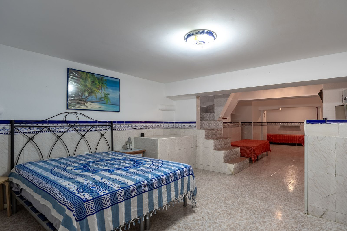 4 Bed Townhouse for sale in Torremolinos Costa Del Sol, Málaga, Spain
