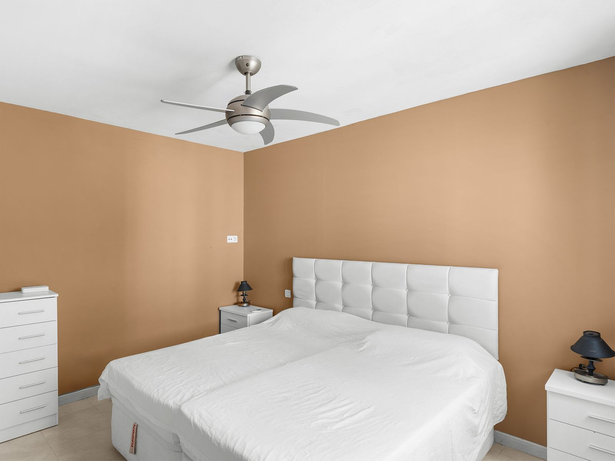 3 Bed Apartment for sale in Nueva Andalucía Costa Del Sol, Málaga, Spain