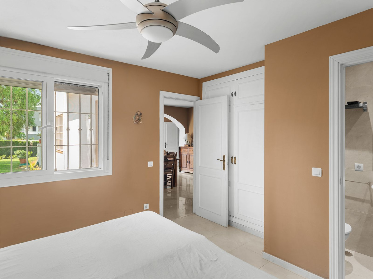 3 Bed Apartment for sale in Nueva Andalucía Costa Del Sol, Málaga, Spain
