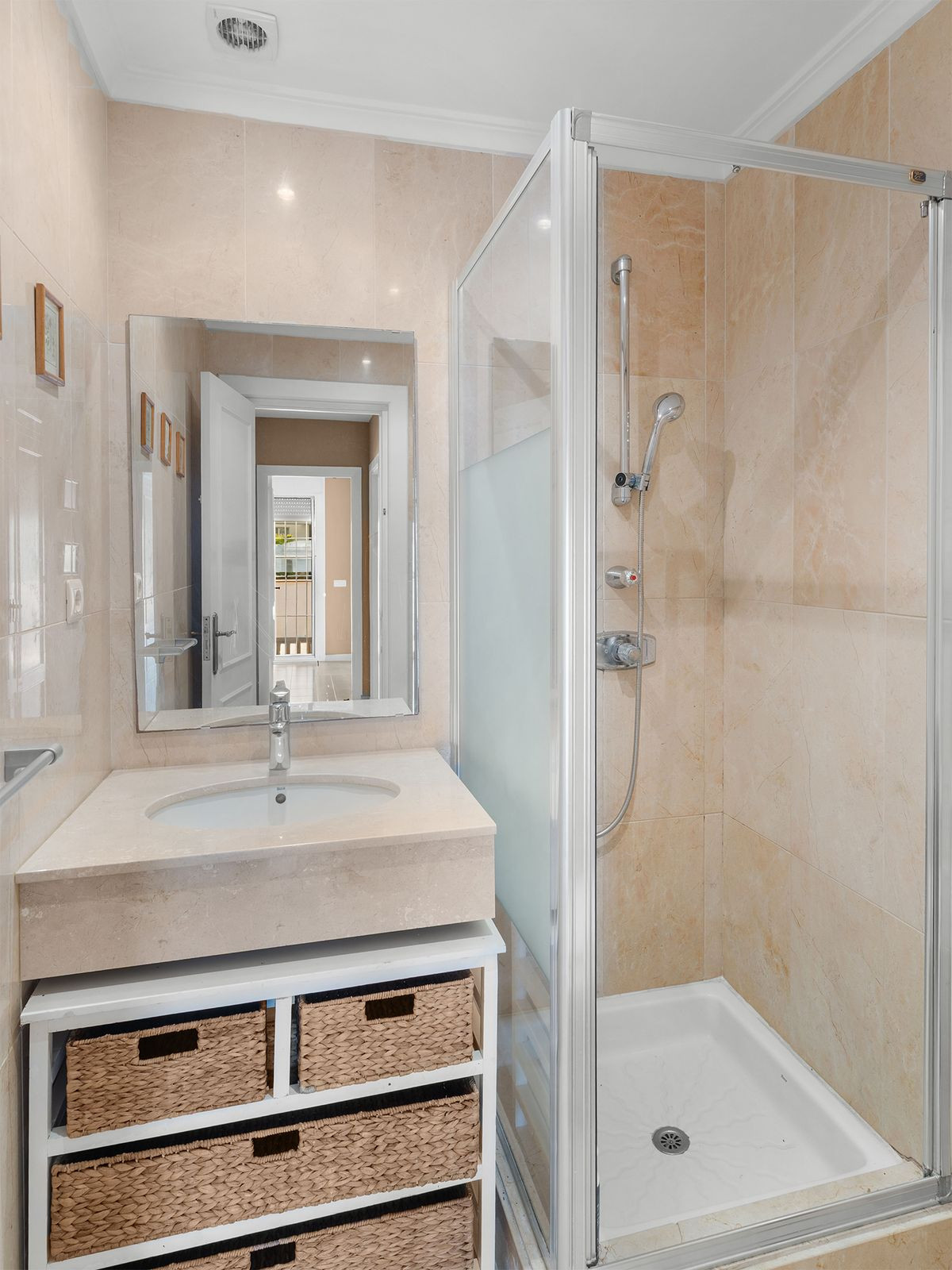 3 Bed Apartment for sale in Nueva Andalucía Costa Del Sol, Málaga, Spain