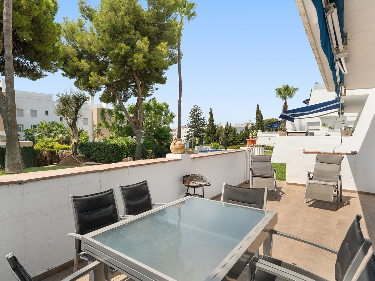 3 Bed Apartment for sale in Nueva Andalucía Costa Del Sol, Málaga, Spain