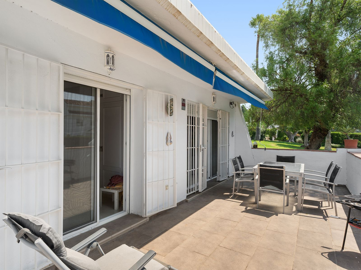 3 Bed Apartment for sale in Nueva Andalucía Costa Del Sol, Málaga, Spain