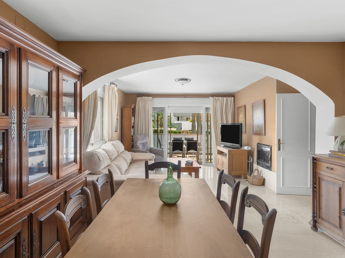 3 Bed Apartment for sale in Nueva Andalucía Costa Del Sol, Málaga, Spain