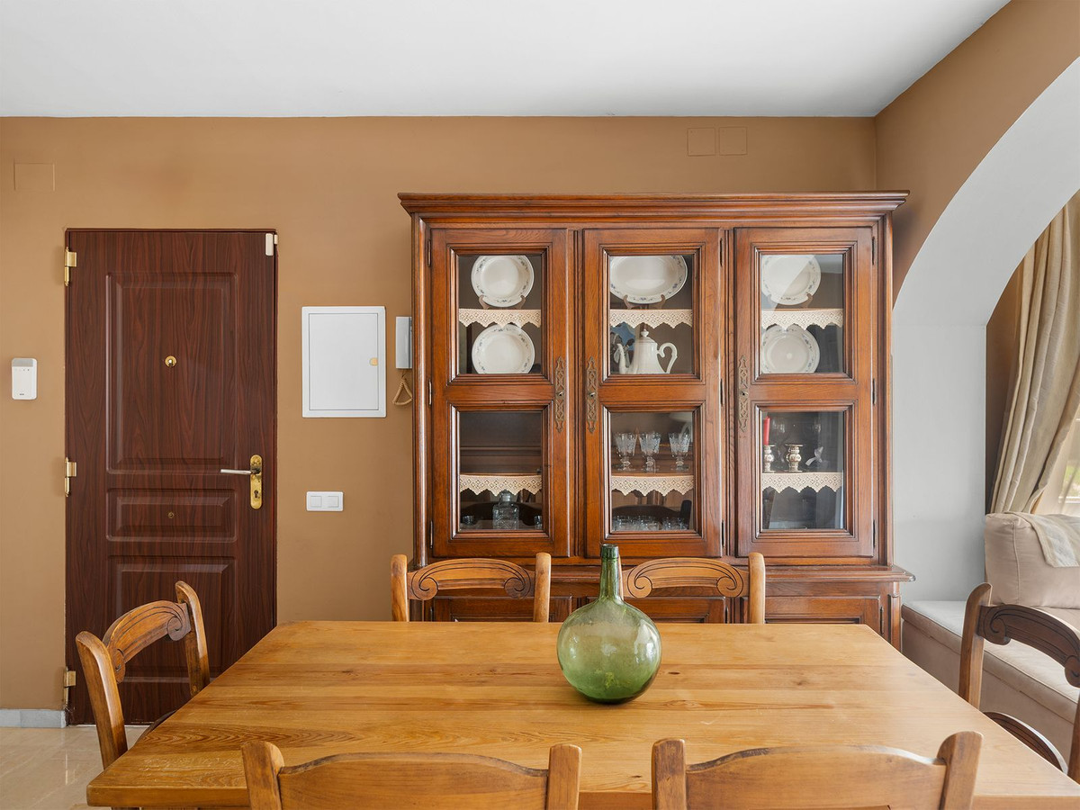3 Bed Apartment for sale in Nueva Andalucía Costa Del Sol, Málaga, Spain