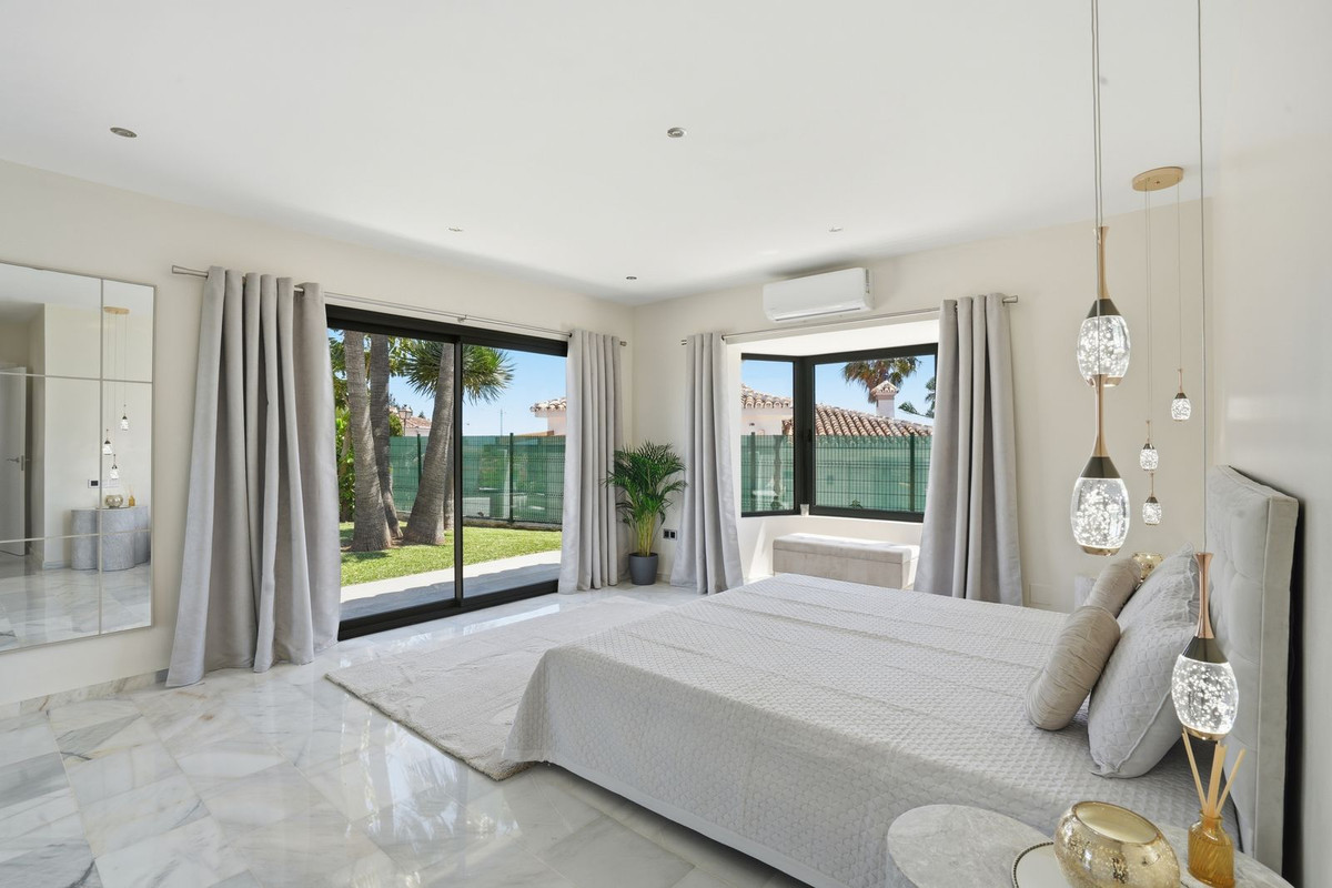4 Bed Townhouse for sale in El Chaparral Costa Del Sol, Málaga, Spain