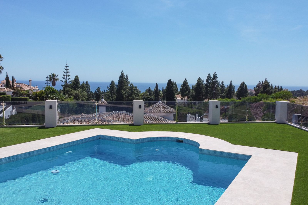 4 Bed Townhouse for sale in El Chaparral Costa Del Sol, Málaga, Spain
