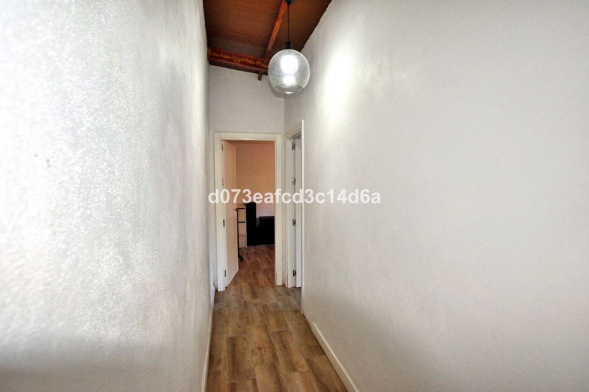 2 Bed Commercial unit for sale in Arriate Costa Del Sol, Málaga, Spain