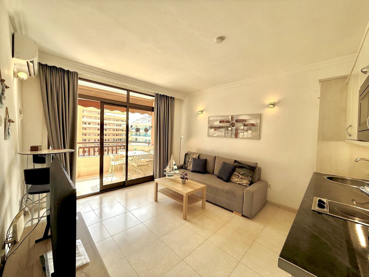 1 Bed Apartment for sale in Fuengirola Costa Del Sol, Málaga, Spain