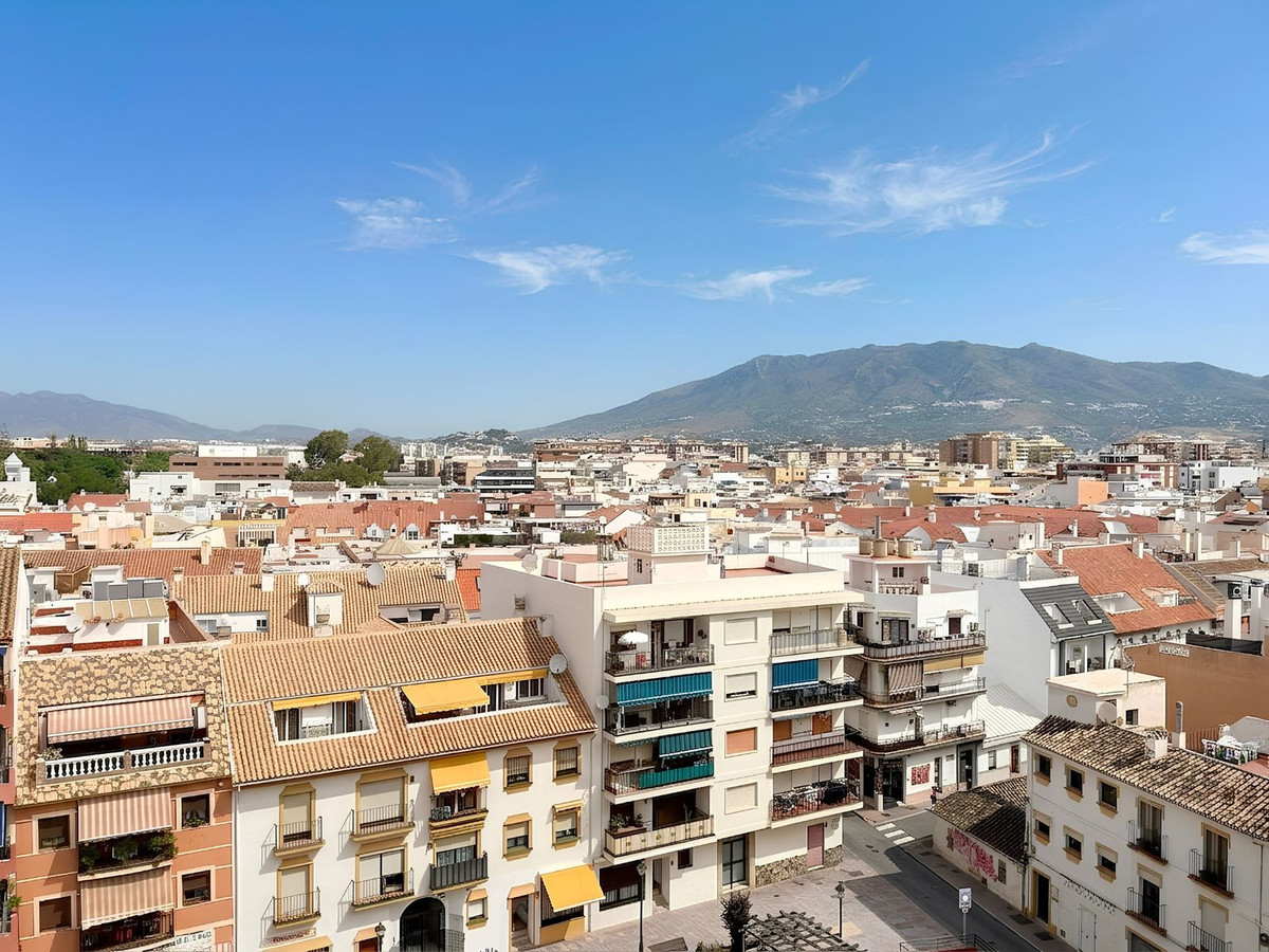 3 Bed Apartment for sale in Fuengirola Costa Del Sol, Málaga, Spain